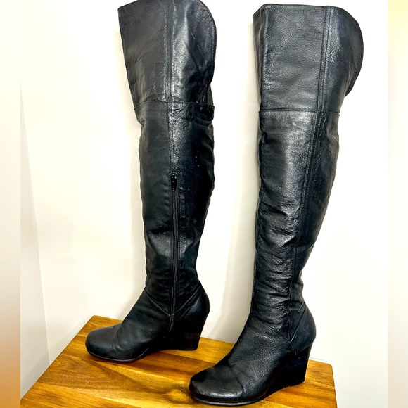 Chinese Laundry Leather Over Knee 